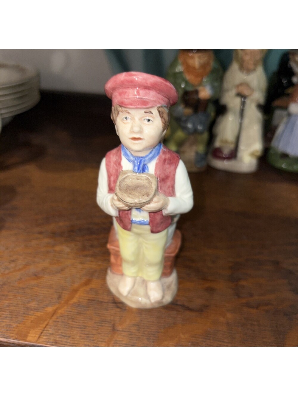 Olivier Twist Charles Dickens Toby Jug Collection Wood & Sons England